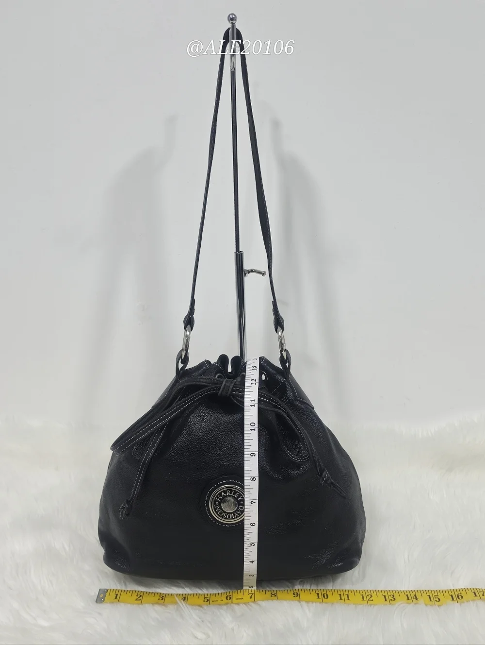 Harley-Davidson Black Leather Bucket Bag Drawstring Crossbody Purse - Picture 6 of 16